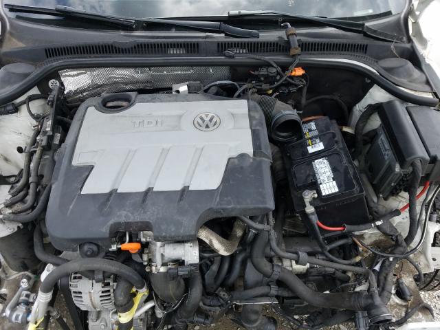 Photo 6 VIN: 3VWLL7AJ7DM353579 - VOLKSWAGEN JETTA TDI 