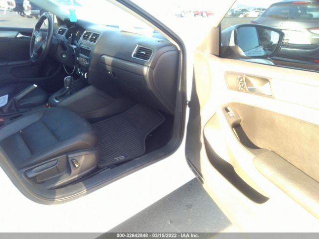 Photo 4 VIN: 3VWLL7AJ7DM442391 - VOLKSWAGEN JETTA SEDAN 