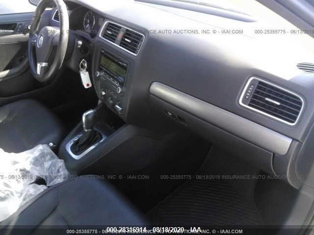 Photo 4 VIN: 3VWLL7AJ7EM231497 - VOLKSWAGEN JETTA SEDAN 