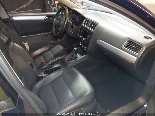 Photo 4 VIN: 3VWLL7AJ8BM112420 - VOLKSWAGEN JETTA 