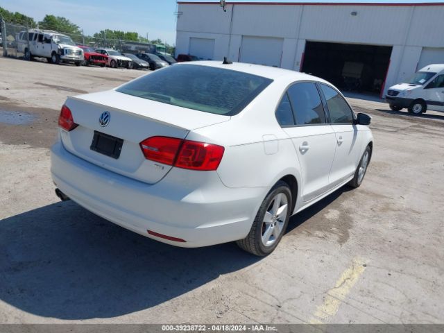 Photo 3 VIN: 3VWLL7AJ8BM128651 - VOLKSWAGEN JETTA 