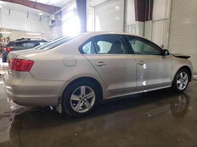 Photo 2 VIN: 3VWLL7AJ8DM202475 - VOLKSWAGEN JETTA TDI 