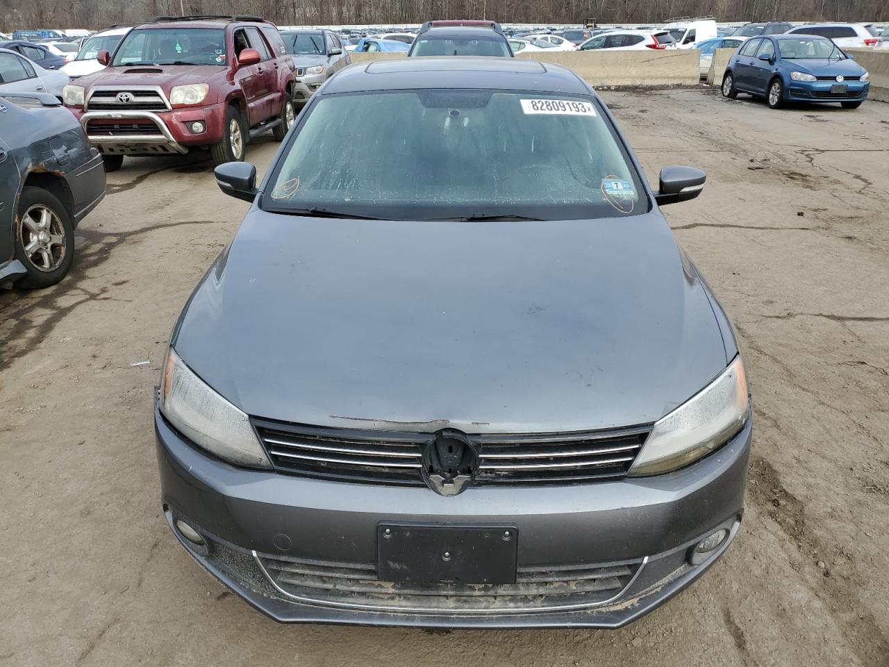 Photo 4 VIN: 3VWLL7AJ8DM352229 - VOLKSWAGEN JETTA 