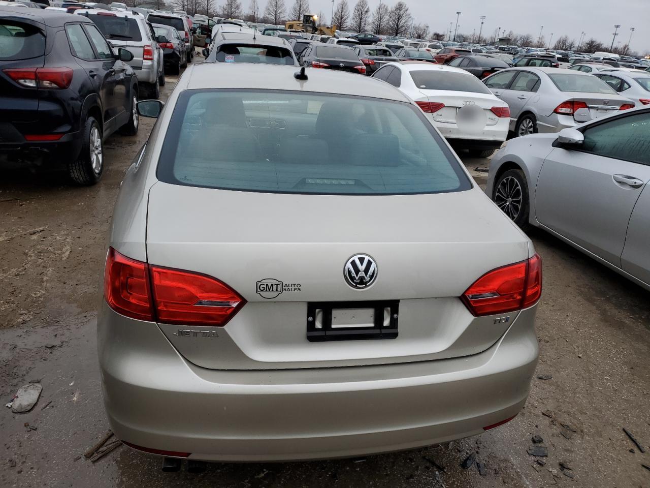 Photo 5 VIN: 3VWLL7AJ8EM316106 - VOLKSWAGEN JETTA 