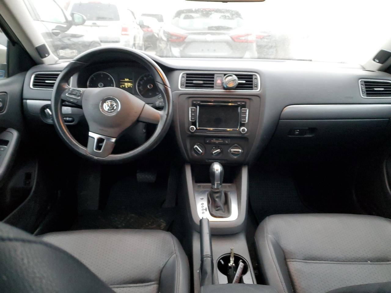 Photo 7 VIN: 3VWLL7AJ8EM316106 - VOLKSWAGEN JETTA 