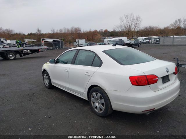 Photo 2 VIN: 3VWLL7AJ8EM353219 - VOLKSWAGEN JETTA 