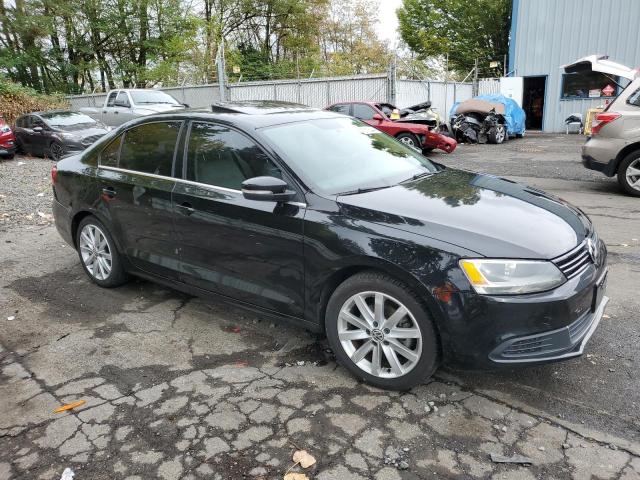 Photo 3 VIN: 3VWLL7AJ8EM393915 - VOLKSWAGEN JETTA TDI 