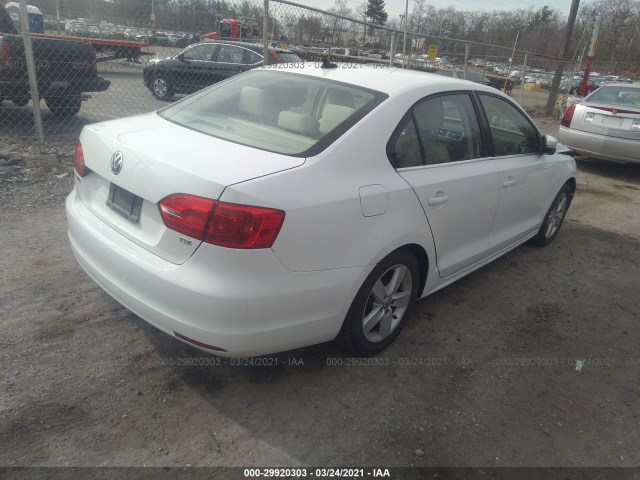 Photo 3 VIN: 3VWLL7AJ8EM408171 - VOLKSWAGEN JETTA 