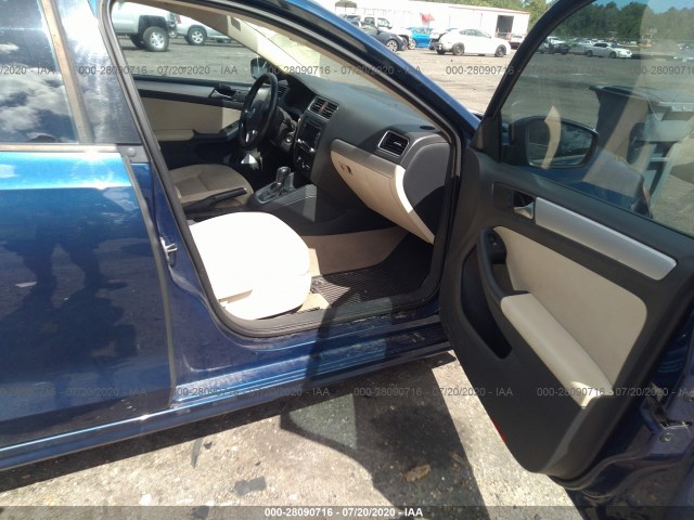 Photo 4 VIN: 3VWLL7AJ9BM078147 - VOLKSWAGEN JETTA SEDAN 