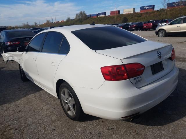 Photo 2 VIN: 3VWLL7AJ9BM126455 - VOLKSWAGEN JETTA TDI 