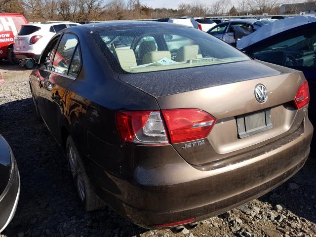 Photo 2 VIN: 3VWLL7AJ9DM438777 - VOLKSWAGEN JETTA TDI 