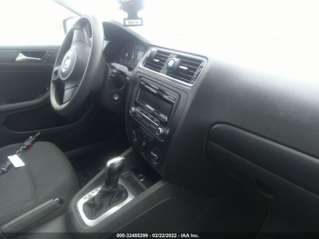 Photo 4 VIN: 3VWLL7AJ9EM330421 - VOLKSWAGEN JETTA SEDAN 