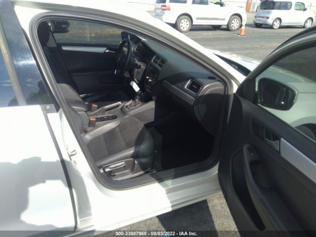 Photo 4 VIN: 3VWLL7AJXBM043049 - VOLKSWAGEN JETTA SEDAN 