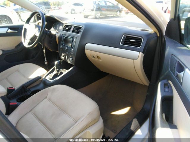 Photo 4 VIN: 3VWLL7AJXCM363649 - VOLKSWAGEN JETTA SEDAN 