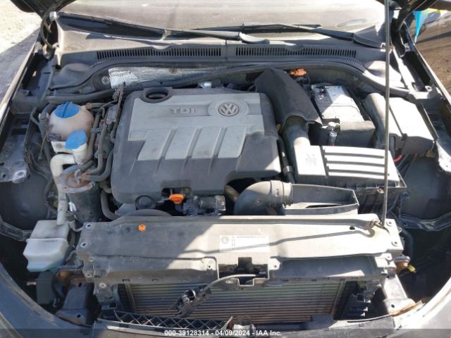 Photo 9 VIN: 3VWLL7AJXCM405754 - VOLKSWAGEN JETTA 