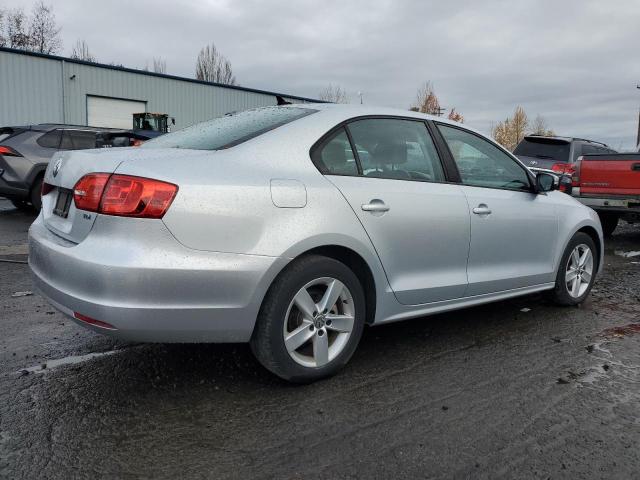 Photo 2 VIN: 3VWLL7AJXCM426751 - VOLKSWAGEN JETTA TDI 