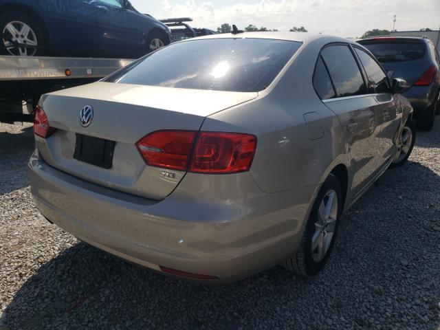 Photo 3 VIN: 3VWLL7AJXEM244177 - VOLKSWAGEN JETTA TDI 