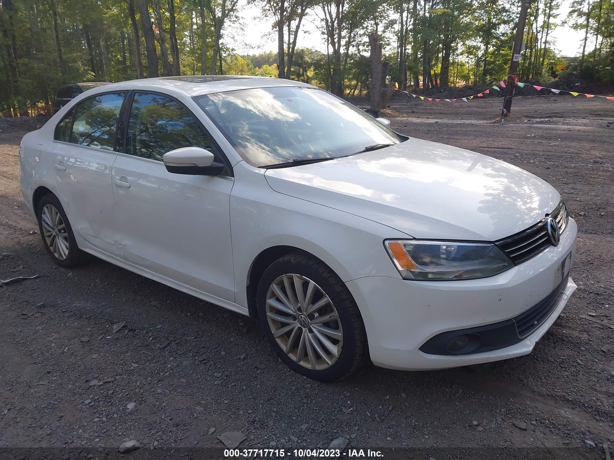 Photo 0 VIN: 3VWLP7AJ3DM430565 - VOLKSWAGEN JETTA 