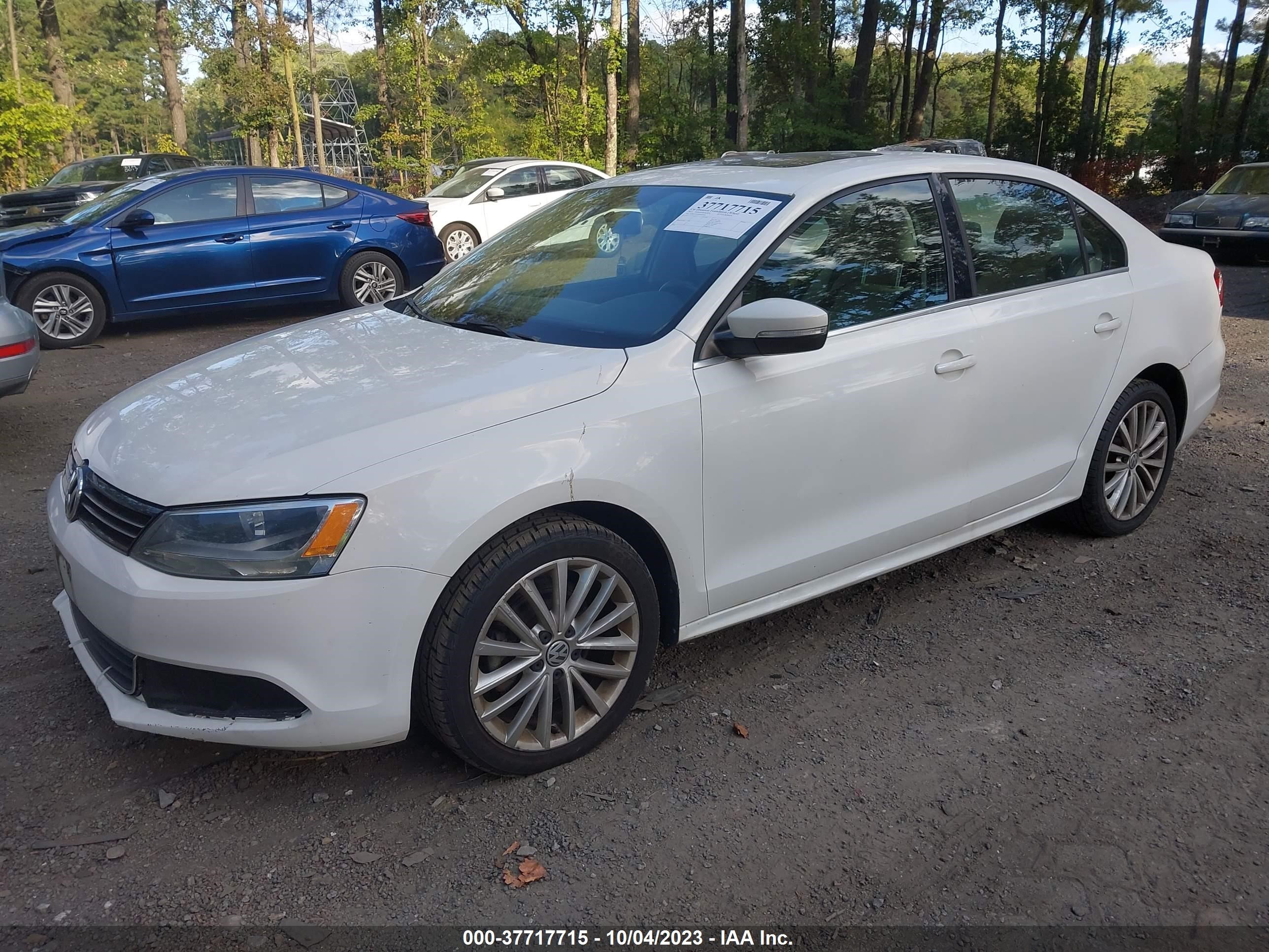 Photo 1 VIN: 3VWLP7AJ3DM430565 - VOLKSWAGEN JETTA 