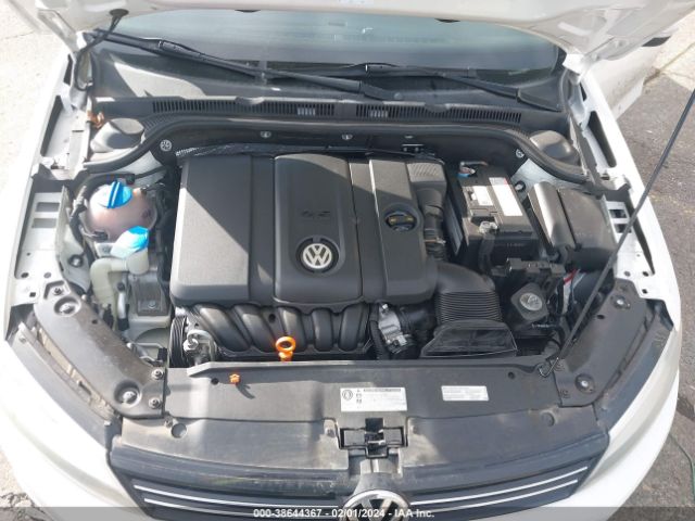 Photo 9 VIN: 3VWLP7AJ4CM424692 - VOLKSWAGEN JETTA 