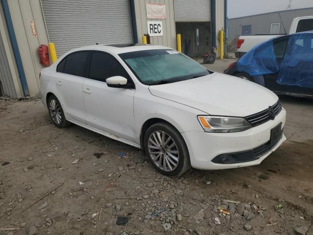 Photo 3 VIN: 3VWLP7AJ6CM469049 - VOLKSWAGEN JETTA SEL 