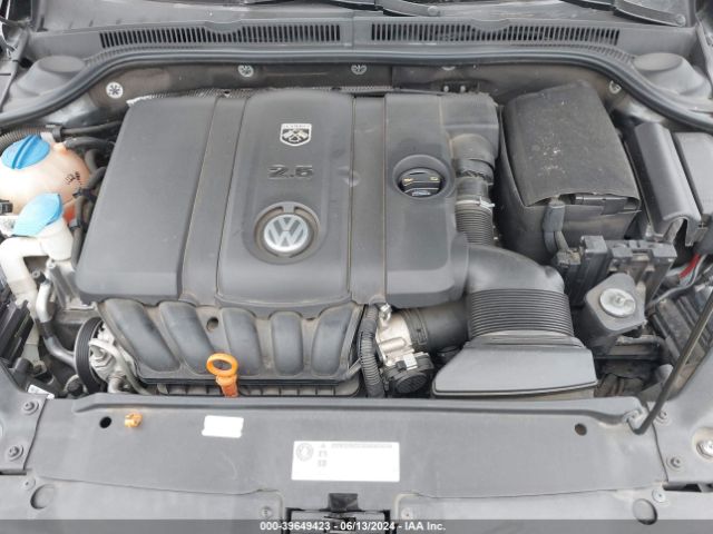 Photo 9 VIN: 3VWLP7AJ8CM320173 - VOLKSWAGEN JETTA 