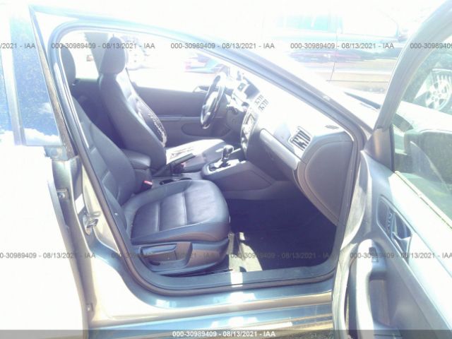 Photo 4 VIN: 3VWLX7AJ1BM326735 - VOLKSWAGEN JETTA SEDAN 