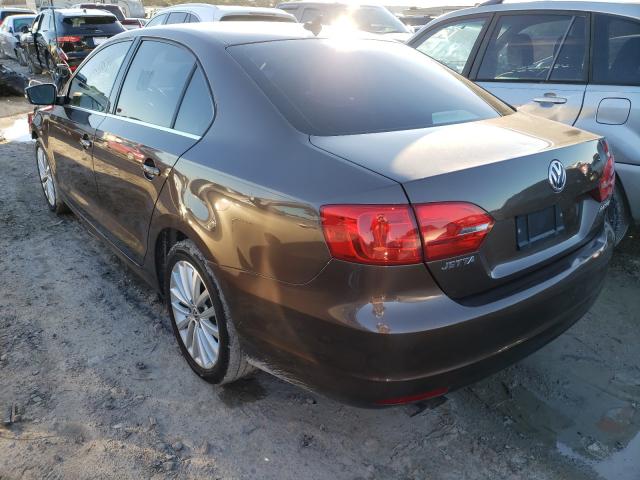 Photo 2 VIN: 3VWLX7AJ1BM353143 - VOLKSWAGEN JETTA SEL 