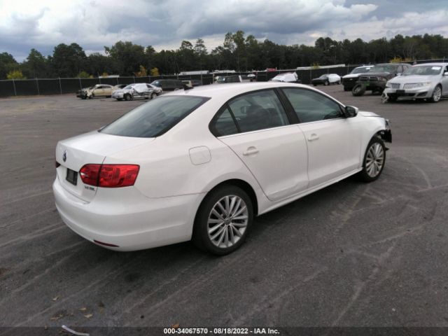 Photo 3 VIN: 3VWLX7AJ2CM324123 - VOLKSWAGEN JETTA SEDAN 