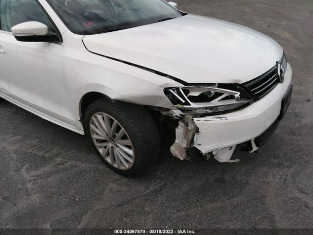 Photo 5 VIN: 3VWLX7AJ2CM324123 - VOLKSWAGEN JETTA SEDAN 