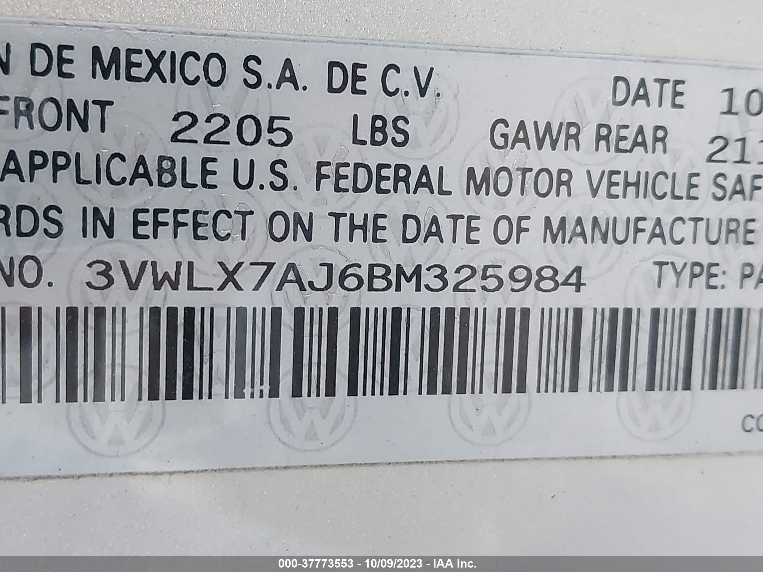 Photo 8 VIN: 3VWLX7AJ6BM325984 - VOLKSWAGEN JETTA 