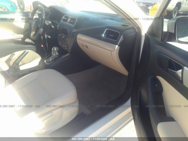 Photo 4 VIN: 3VWLX7AJ6BM346611 - VOLKSWAGEN JETTA SEDAN 