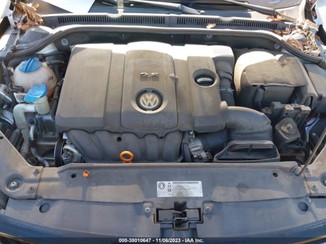 Photo 9 VIN: 3VWLX7AJ6BM368804 - VOLKSWAGEN JETTA SEDAN 