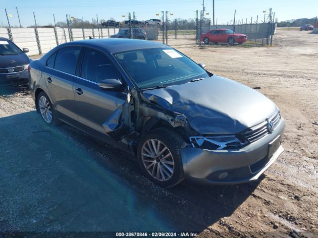 Photo 0 VIN: 3VWLX7AJ6CM393929 - VOLKSWAGEN JETTA 