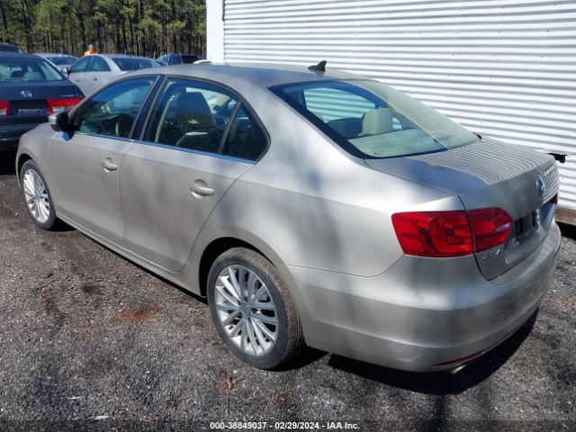 Photo 2 VIN: 3VWLX7AJ6DM241196 - VOLKSWAGEN JETTA 