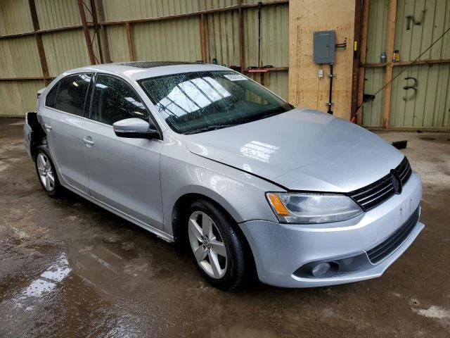 Photo 3 VIN: 3VWLX7AJ7BM398104 - VOLKSWAGEN JETTA SEL 