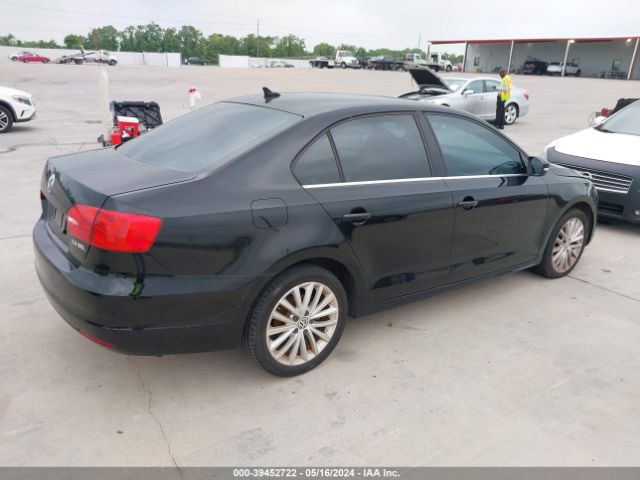 Photo 3 VIN: 3VWLX7AJ7CM323128 - VOLKSWAGEN JETTA 