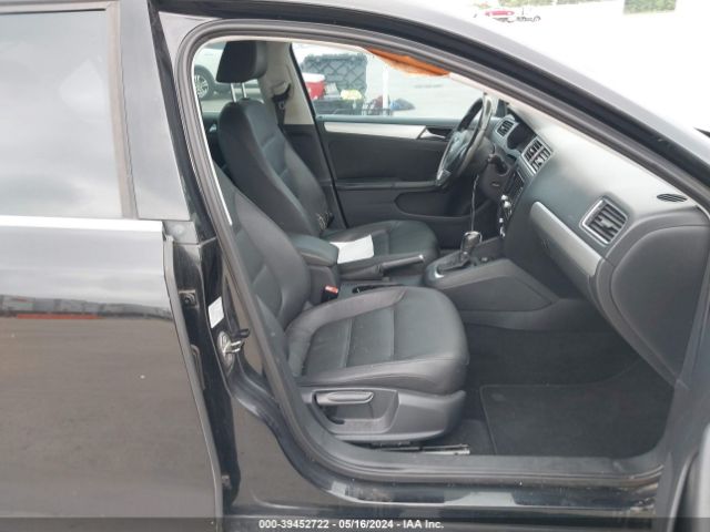 Photo 4 VIN: 3VWLX7AJ7CM323128 - VOLKSWAGEN JETTA 