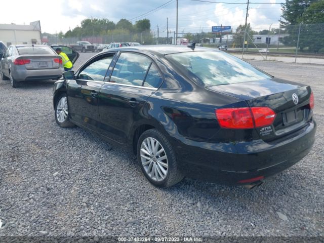 Photo 2 VIN: 3VWLX7AJ7CM410740 - VOLKSWAGEN JETTA 