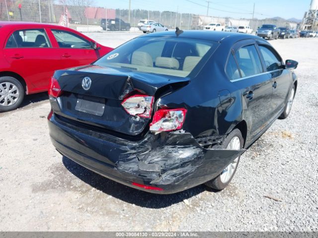 Photo 5 VIN: 3VWLX7AJ8BM372367 - VOLKSWAGEN JETTA 