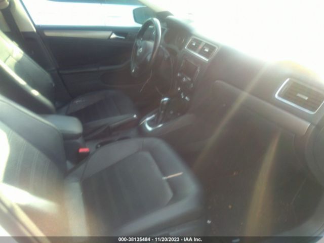 Photo 4 VIN: 3VWLX7AJ8DM366295 - VOLKSWAGEN JETTA 