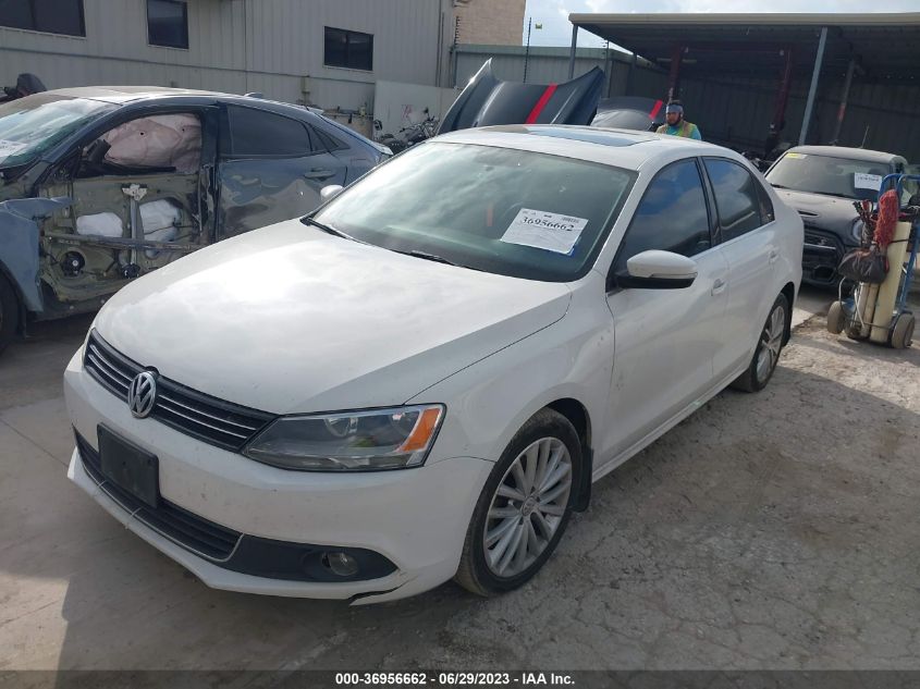 Photo 1 VIN: 3VWLX7AJ9BM384172 - VOLKSWAGEN JETTA 