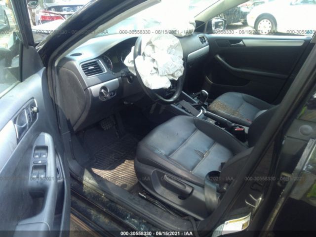 Photo 4 VIN: 3VWLX7AJXCM324807 - VOLKSWAGEN JETTA SEDAN 