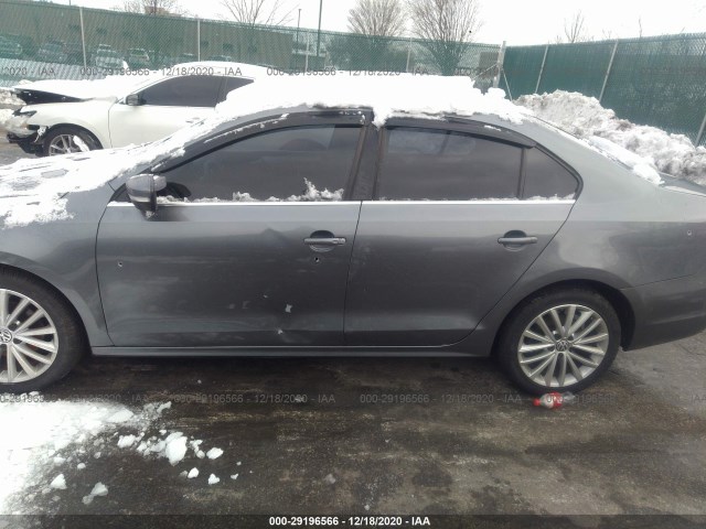 Photo 5 VIN: 3VWLZ7AJ1BM357848 - VOLKSWAGEN JETTA 