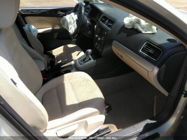 Photo 4 VIN: 3VWLZ7AJ1BM359891 - VOLKSWAGEN JETTA SEDAN 