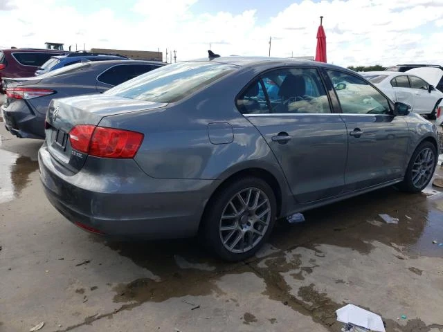 Photo 2 VIN: 3VWLZ7AJ1BM361379 - VOLKSWAGEN JETTA SEL 