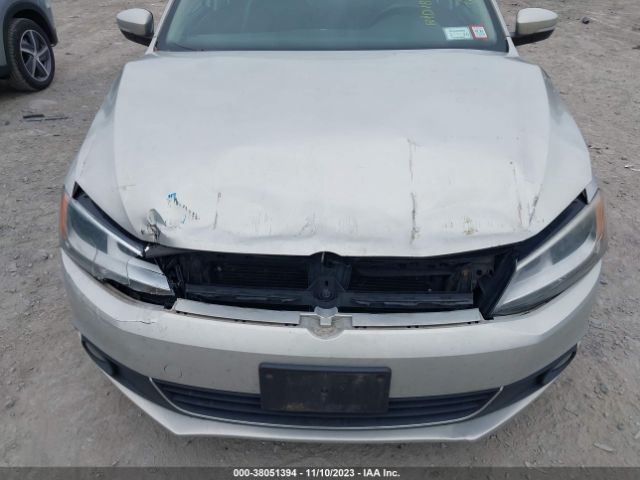 Photo 5 VIN: 3VWLZ7AJ2BM307198 - VOLKSWAGEN JETTA 