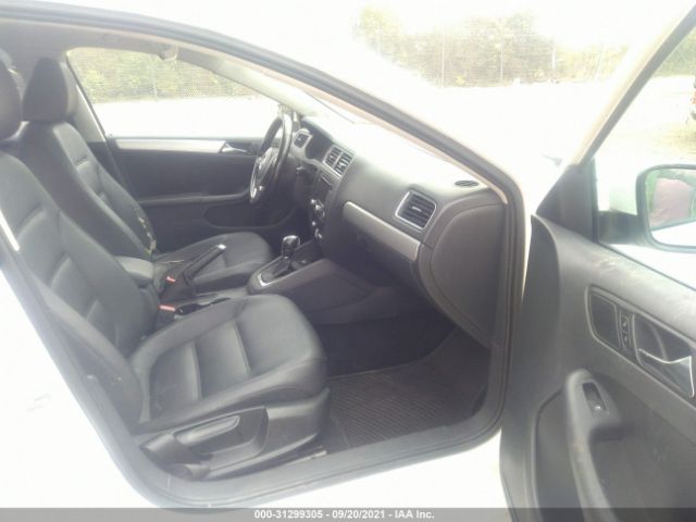 Photo 4 VIN: 3VWLZ7AJ2BM355896 - VOLKSWAGEN JETTA SEDAN 