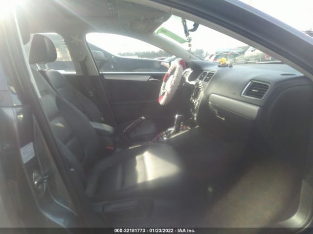 Photo 4 VIN: 3VWLZ7AJ3BM353218 - VOLKSWAGEN JETTA 