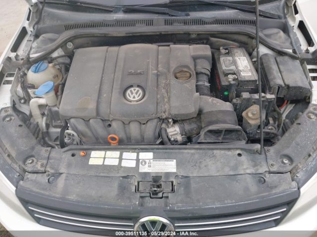 Photo 9 VIN: 3VWLZ7AJ4BM005802 - VOLKSWAGEN JETTA 